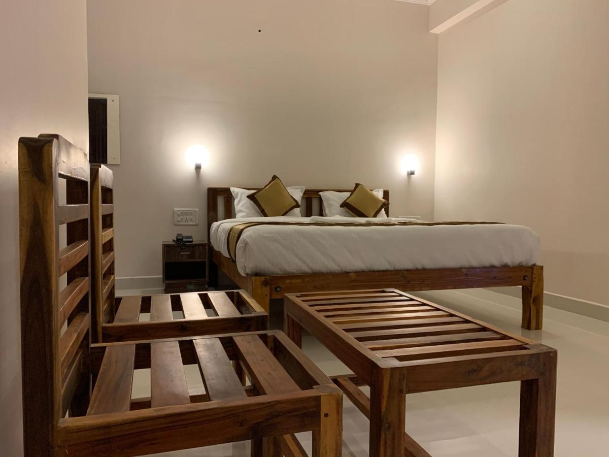 פונדיצ'רי Hotel Rani And Rani Residency מראה חיצוני תמונה