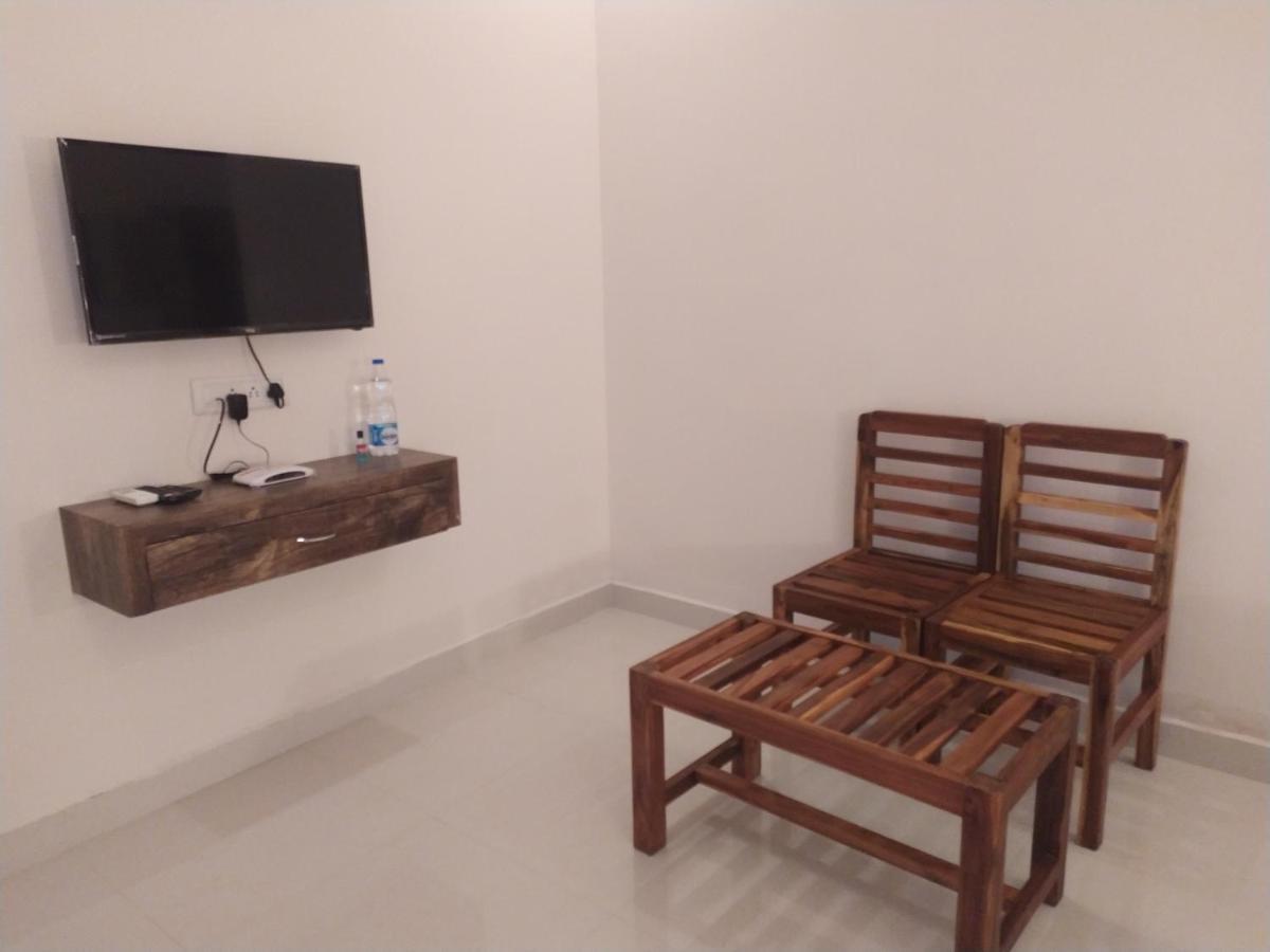 פונדיצ'רי Hotel Rani And Rani Residency מראה חיצוני תמונה