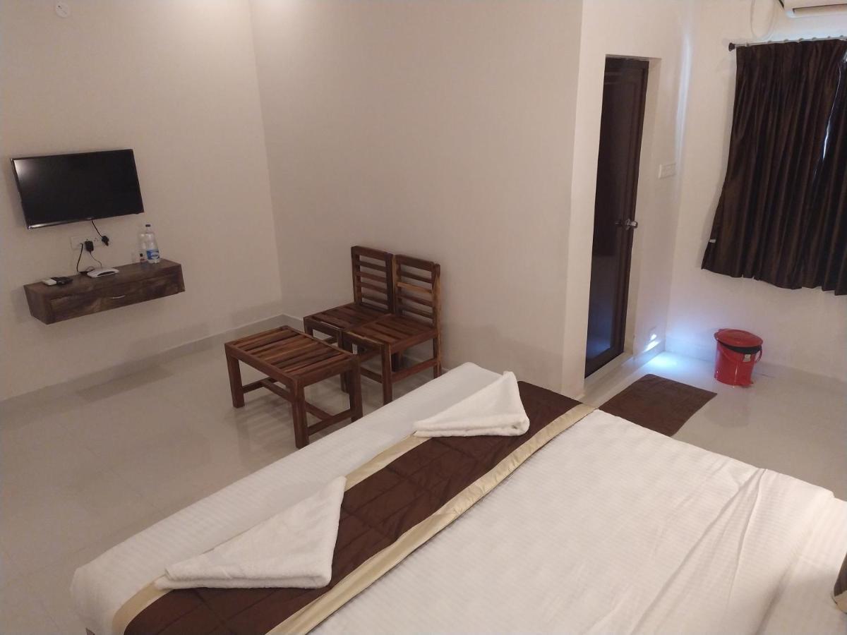 פונדיצ'רי Hotel Rani And Rani Residency מראה חיצוני תמונה