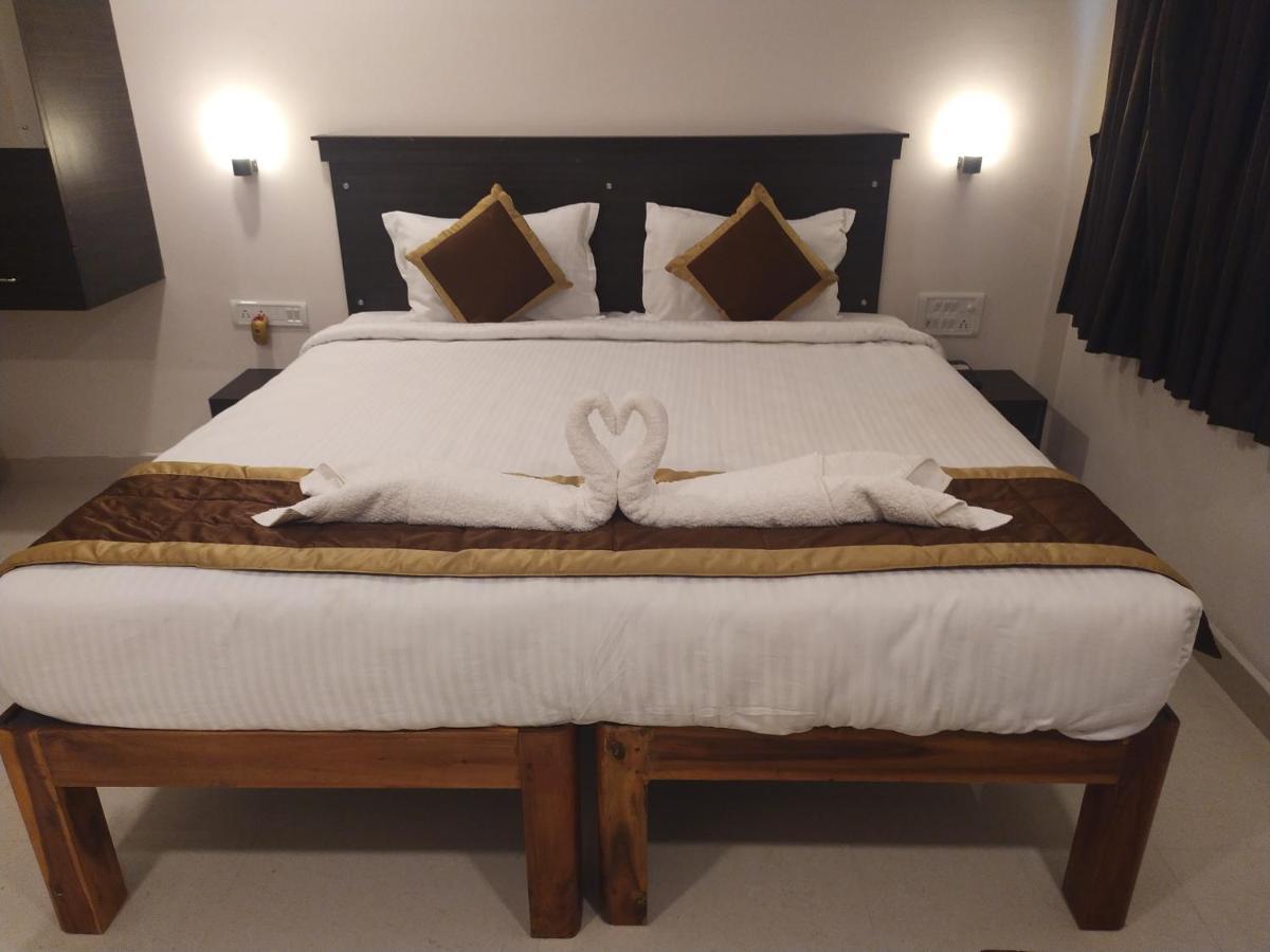 פונדיצ'רי Hotel Rani And Rani Residency מראה חיצוני תמונה
