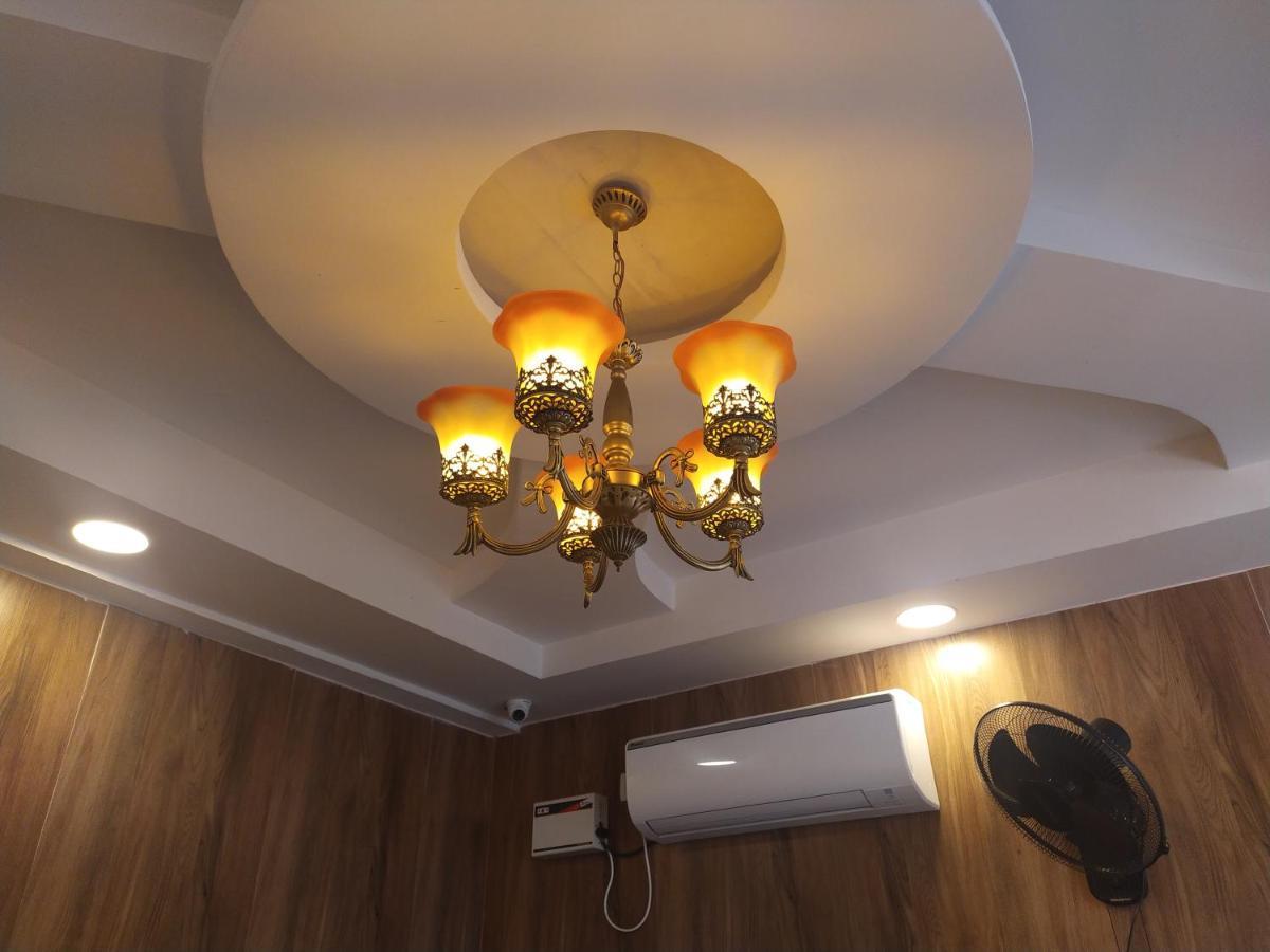פונדיצ'רי Hotel Rani And Rani Residency מראה חיצוני תמונה
