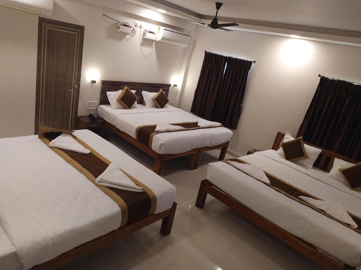 פונדיצ'רי Hotel Rani And Rani Residency מראה חיצוני תמונה