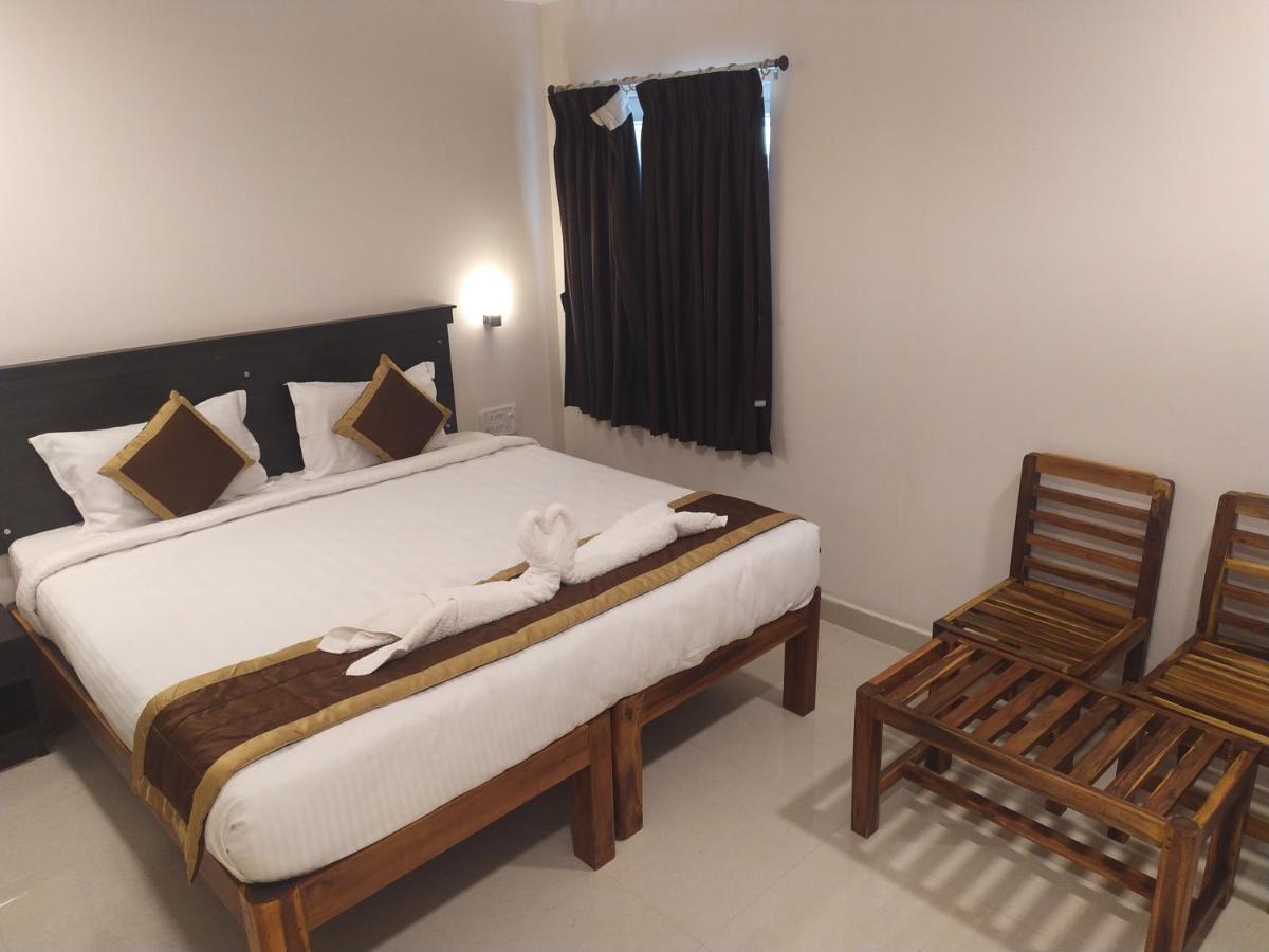 פונדיצ'רי Hotel Rani And Rani Residency מראה חיצוני תמונה