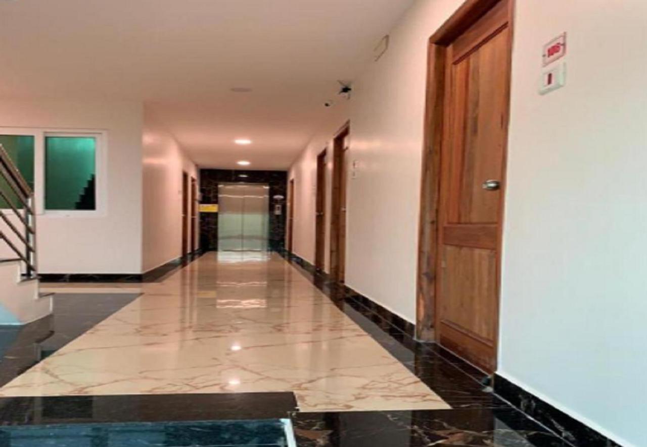 פונדיצ'רי Hotel Rani And Rani Residency מראה חיצוני תמונה