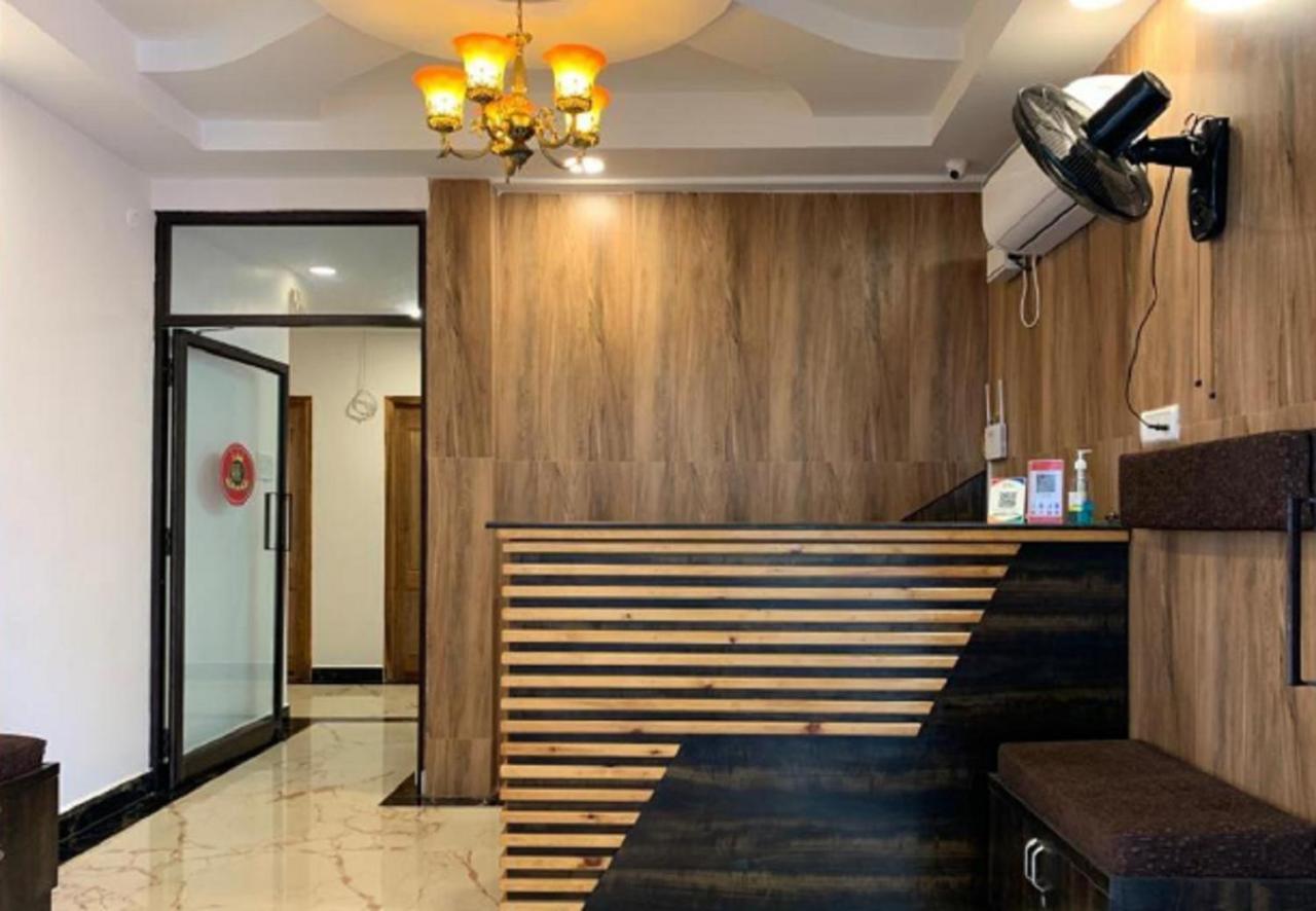 פונדיצ'רי Hotel Rani And Rani Residency מראה חיצוני תמונה